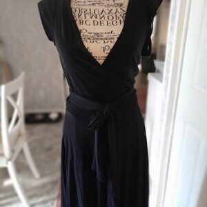 Diane Von Furstenberg Sleeveless  Wrap Dress Solid Black Women Size 6